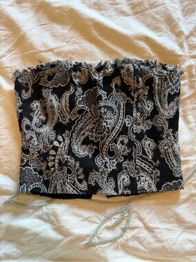 Black and White Paisley Strapless Tube Top